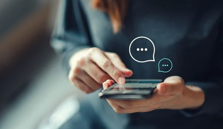 From Photos to Emails: Recognizing the Signs of Digital Hoarding